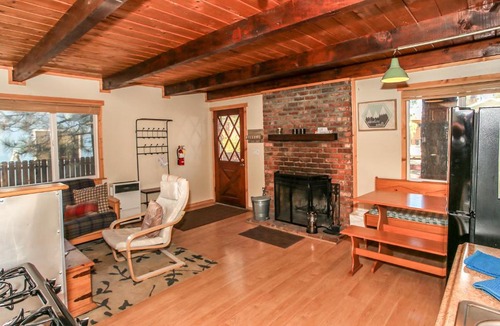 Big Bear Lake House | Cottage in the Pines - Great place to stay and close to everything! With Slope views!