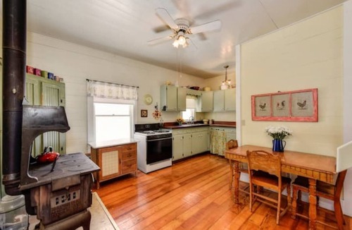 Shenandoah Valley Cottage | Cottage in Wine Country