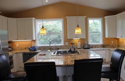 Point Reyes Station House | Cottage Nestled Away in Point Reyes Village