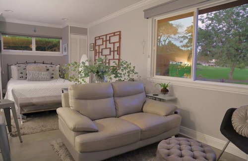 Rancho Bernardo House | Cottage On The Greens - Stunning Golf Course Views