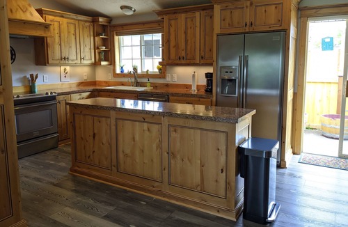 Cornelius House | Country Home with swimming pool and hot tub
