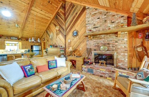 Badger House | Countryside Views: Family-Friendly Badger Cabin