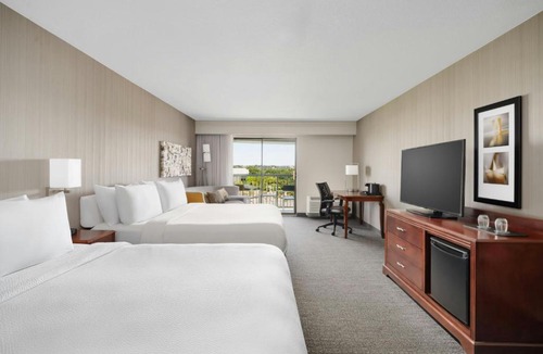 Roseville Hotel | Courtyard by Marriott Roseville Galleria Mall/Creekside Ridge Drive