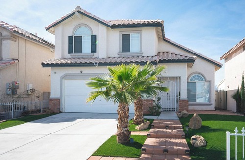 Spring Valley Apartment | Cozy 1-bedroom apartment in beautiful Las Vegas with AC