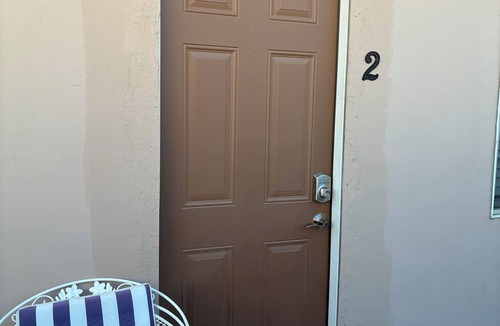 Palm Springs Apartment | Cozy 1-bedroom studio in serene Cathedral City with AC