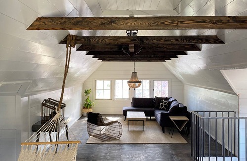 Nob Hill Apartment | Cozy 1-bedroom with massive Artisan Loft