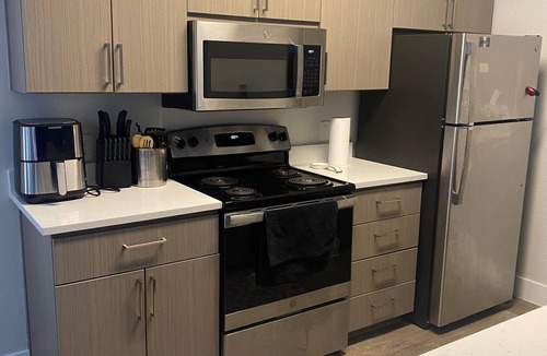 Overland Trail Apartment | Cozy 2-bedroom apartment with AC in soothing Glendale