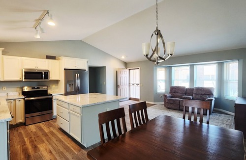 Sun City West House | Cozy 2-bedroom house in tranquil Sun City West with AC