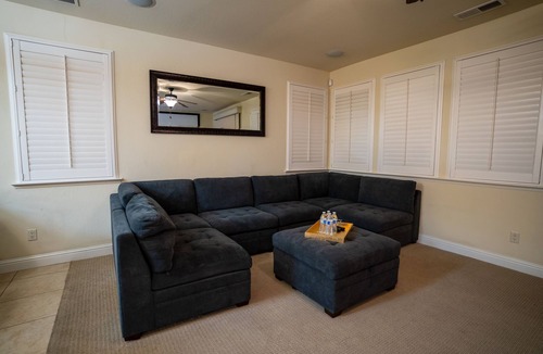 Fresno House | Cozy 3 bedroom home in a welcoming neighborhood