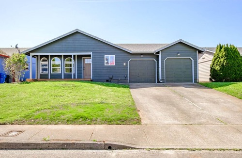 Sunnyslope House | Cozy 3BR/2BA home near Willamette Valley Vineyard!
