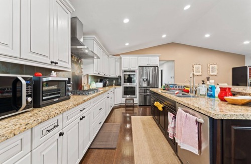 Glendora House | Cozy 4-bedroom house with hardwood flooring