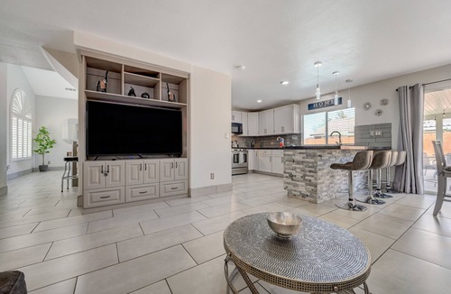 Silverado Ranch House | Cozy 5-Bedroom Oasis Near the Strip: Arcades, Pool, and BBQ Haven!