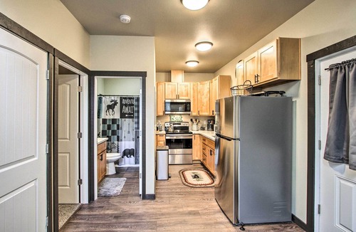 Paradise Estates Cottage | Cozy Cabin - 5 Miles to Mt Rainier National Park!