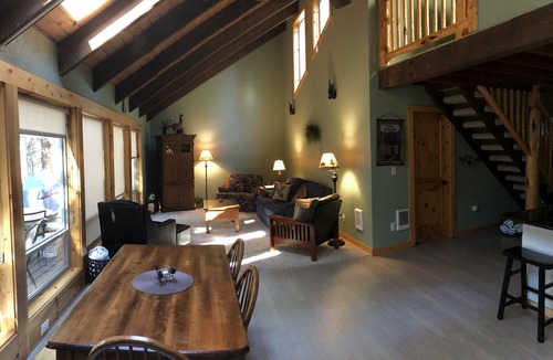 Black Butte Ranch Cabin | Cozy Cabin on Aspen Lake
