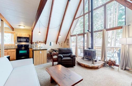 Mountain View Estates House | Cozy Cabin Retreat