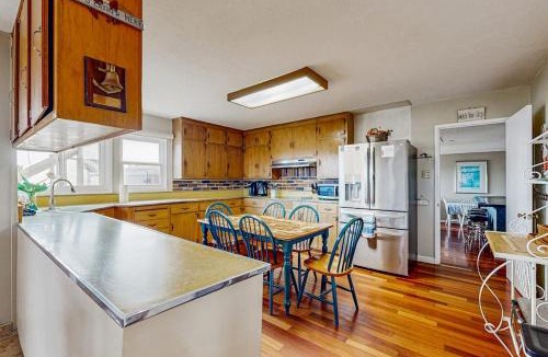 Bodega Bay House | Cozy Carmet Cottage