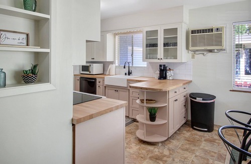 Lodi House | Cozy Central Lodi Chateau - Just Steps From Downtown!