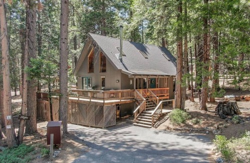 Camp Connell Cabin | Cozy Chic Chalet - Enchanting Family Retreat w/Hot Tub & Surprises! Dog Friendly