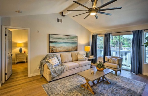 Capistrano Beach Apartment | Cozy-Chic Condo: Walk to Beach & Park!