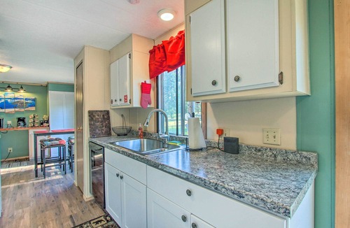 Chiloquin House | Cozy Chiloquin Retreat < 30 Mi to Crater Lake!