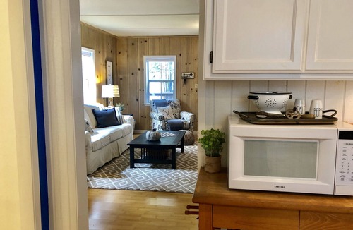 Long Barn Cabin | Cozy Cottage near Pinecrest/Dodge Ridge *WiFi*