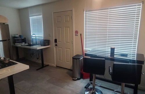 Victorville Apartment | Cozy Cove 10