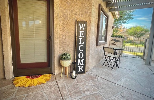 Indio Apartment | Cozy desert casita, airy and bright with golf course and mountain views!