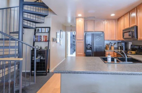 North Gateway Condo | Cozy Desert Condo with Office in Phoenix/Anthem