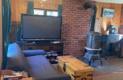 Prescott Cabin | Cozy Family Cabin in the Pines