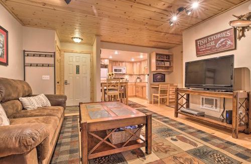 Mammoth Lakes House | Cozy Family Condo in Mammoth Lakes w/Balcony