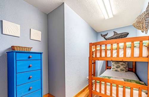 Trinidad House | Cozy farmhouse with firepit, deck, BBQ, shared game room, & animals