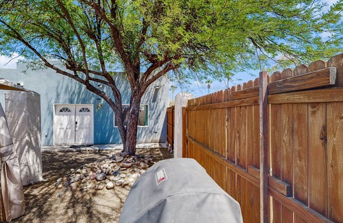 Campus Farm House | Cozy home with nice backyard, southwestern decor, & central location