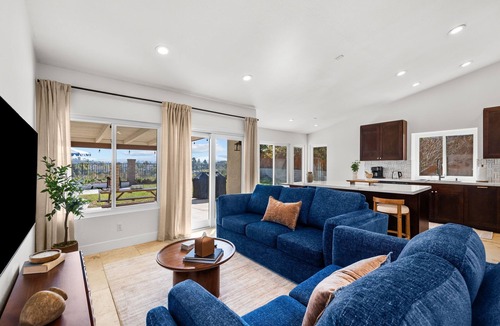 Guajome House | Cozy Homes in Robinwood - Corporate & Insurance Ready