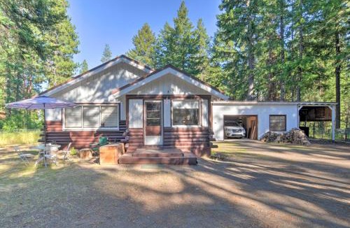 Klamath Falls House | Cozy Klamath Falls Home Near Fishing and Parks!
