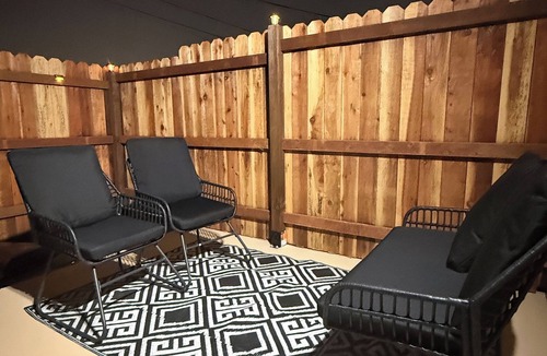 Concord House | Cozy luxury-1 bedroom guest suite in Concord -walk to BART-close to Mt Diablo.