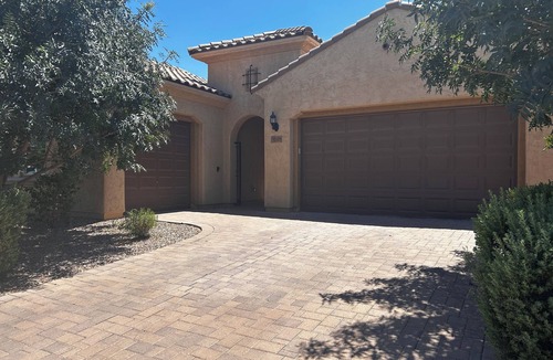 Mesa House | Cozy Luxury House FURNISHED! MOTHER-IN-LAW suite! 22V-EV Charging