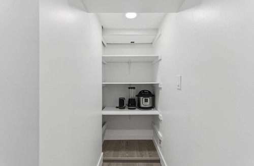South Salt Lake House | Cozy Modern 2BR in Millcreek - 10 Min to SLC & Mountains