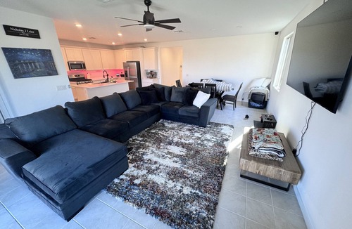 Buckeye House | Cozy & Modern single family 4 bedroom , 3 bathroom house with 2,070 square feet.