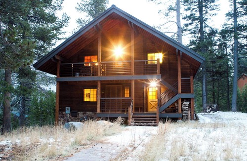 West Meadows Cabin | Cozy Mountain Cabin: Modern Amenities, Room for the Whole Family and then some