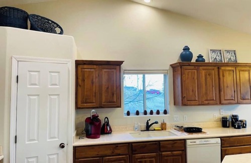 Prescott House | Cozy, Peaceful, Prescott Getaway