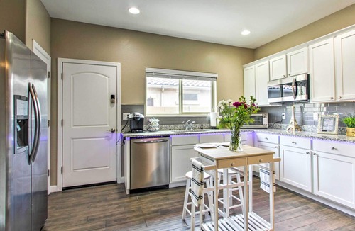 Peoria Apartment | Cozy Peoria Apartment - Golf, Hike & Bike!