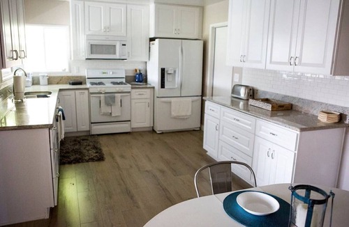 Mission Viejo House | Cozy Respite with New Kitchen and Great Open View