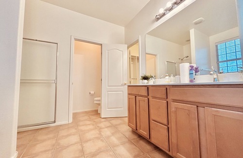 Laveen House | Cozy Retreat in Phoenix w/ heated pool. Scenic mountain views and King Bed