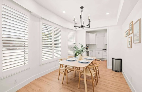 Harbor House | Cozy Retreat Near Downtown – Perfect for Families