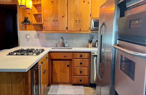 Sierra Tract Cabin | Cozy S Lake Tahoe Cabin in the City! 30 day minimum