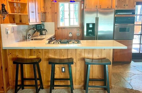 Sierra Tract Cabin | Cozy S Lake Tahoe Cabin in the City! 30 day minimum