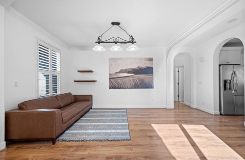 Regency Park House | Cozy single story home, 9 mins from Sacramento International airport.
