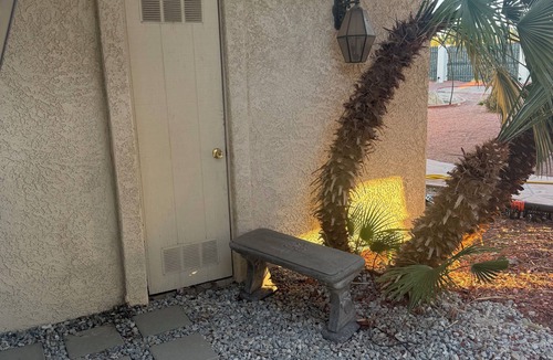 Victorville Apartment | Cozy studio in peaceful Apple Valley with AC, WiFi