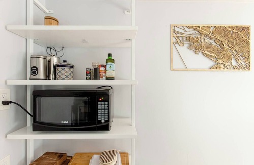 East End Apartment | Cozy Studio with Separate Entrance Steps From Downtown