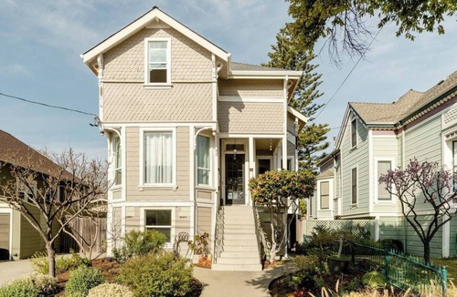 East End Apartment | Cozy Studio with Separate Entrance Steps From Downtown